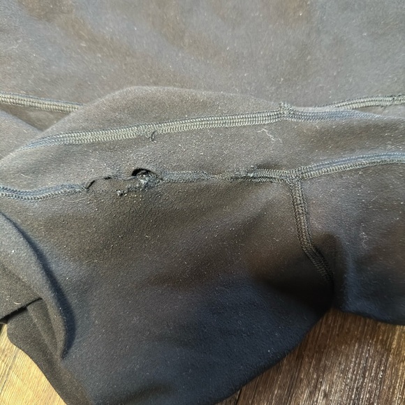 Lululemon Align High Rise Pant 25" Black Size 10 FLAWED - Picture 4 of 6